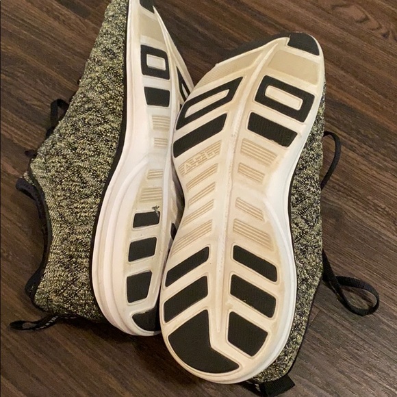 APL shoes - Picture 4 of 4